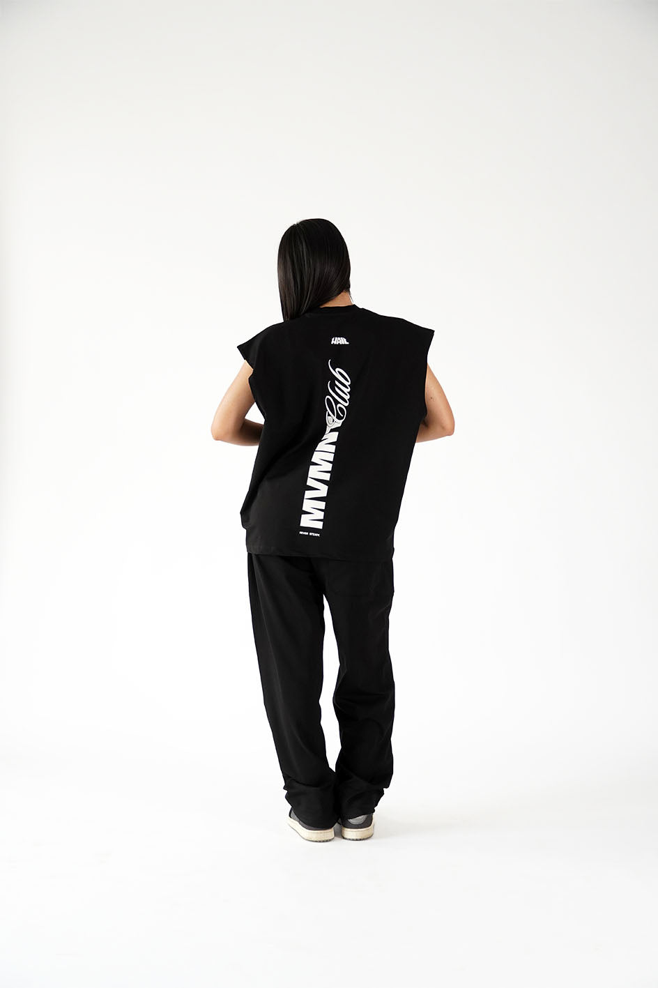 MVMNT VEST BLACK